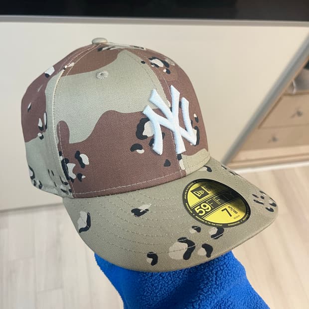 뉴에라 카모 60.6