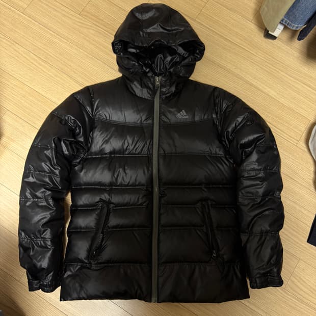 아디다스 후드패딩