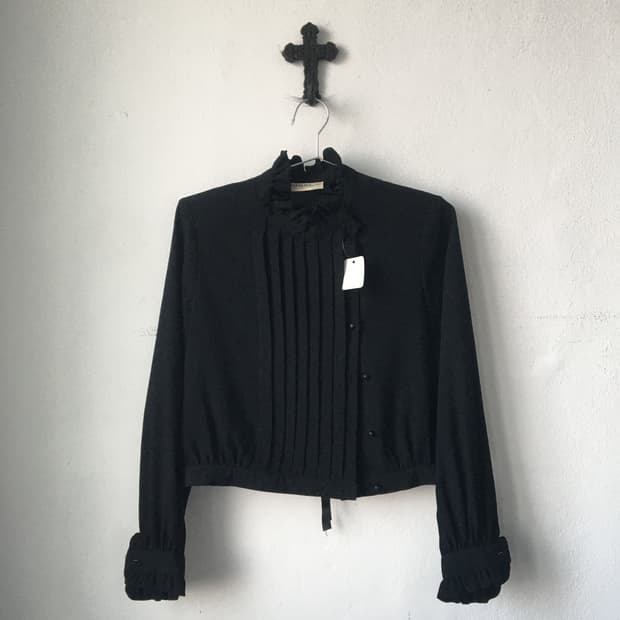 Pleats high neck blouse