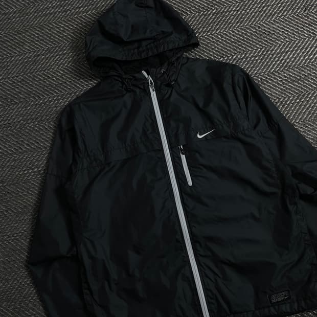 00s 나이키 올드스쿨 스우시 블랙 바람막이y 3867