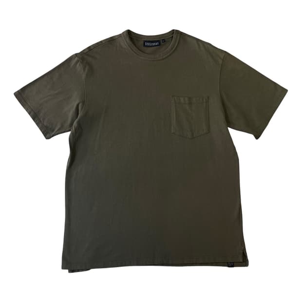 이스트로그 퍼머넌트 포켓 반팔