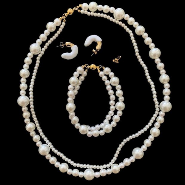 cupid pearl necklace