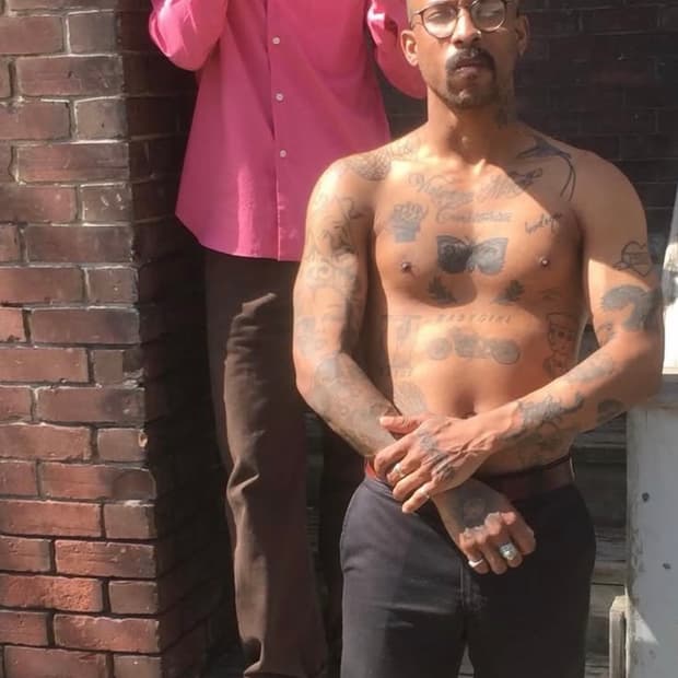 꼼데 핑크셔츠 팝니다