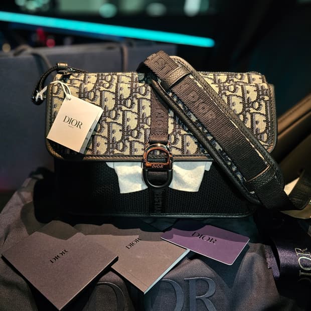 디올 오블리크 신형 버클 8 메신저백 크로스백 (새상품)