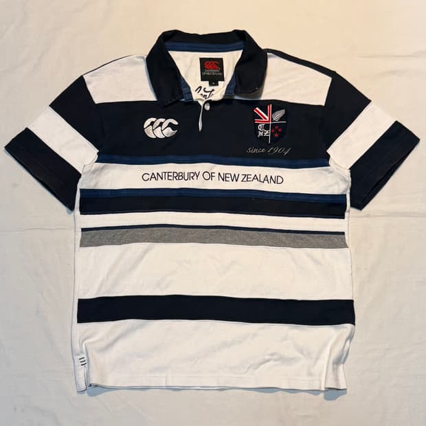 캔터베리 오브 뉴질랜드 치프키프 스트라이프 럭비티