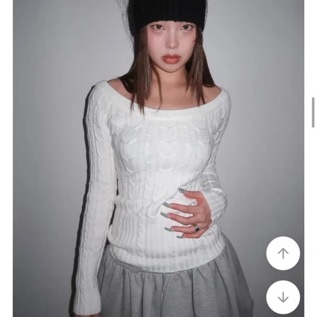 위위미유 RAW TWIST SLIM KNIT 로우 트위스트 슬림 니트