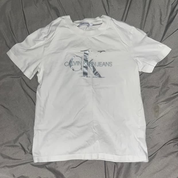 캘빈클라인 반팔티