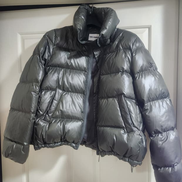 칼 라거펠트 여성 숏패딩