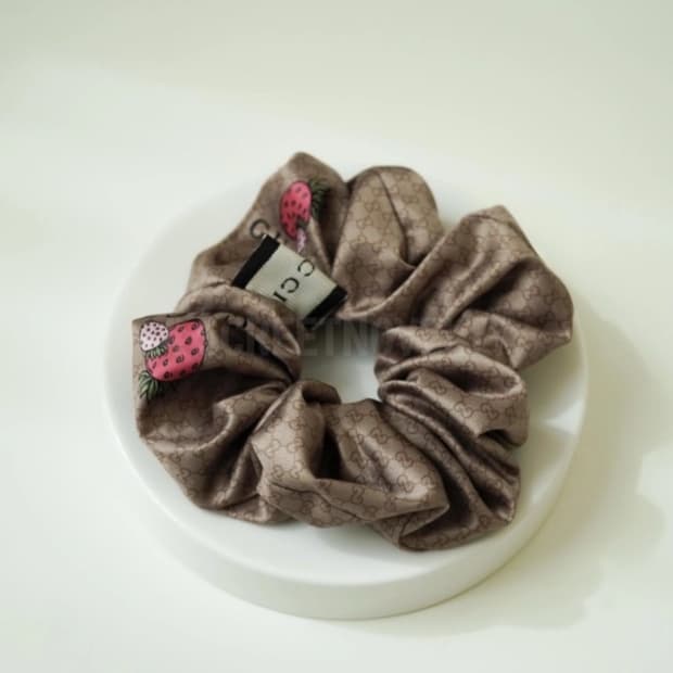 구찌 스트로베리 빈티지 헤어슈슈