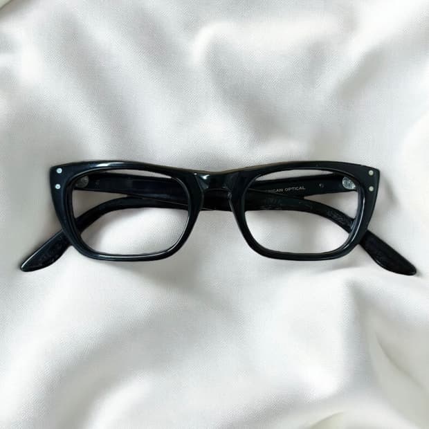 American Optical Cat Black