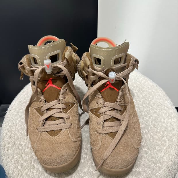 조던6 트래비스캇 