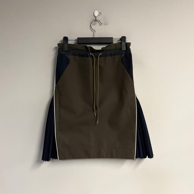SACAI pleated panel hybrid skirt 