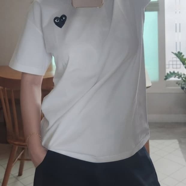 꼼데가르송 블랙와펜 반팔티 화이트 XL