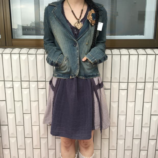 Corsage point denim jacket