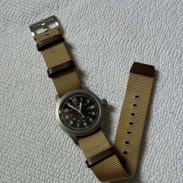 해밀턴 카키쿼츠 38mm