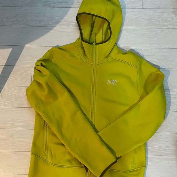 아크테릭스 카이어나이트후디