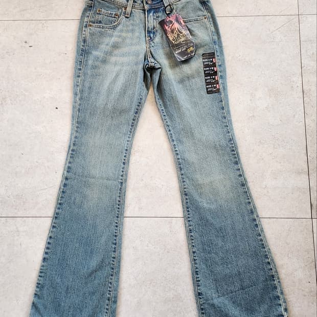 리바이스 518 Superlow 부츠컷 데님진