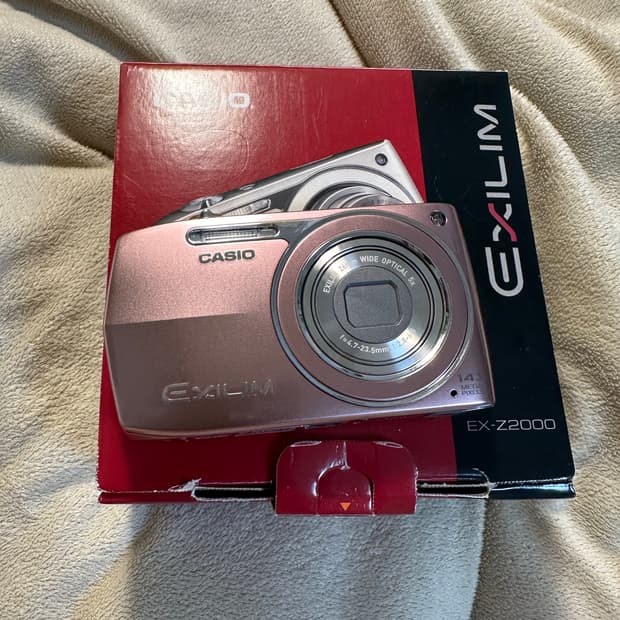 카시오 엑슬림 z2000 디카/디지털카메라