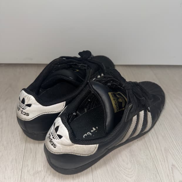 아디다스 슈퍼스타 블랙 검정 운동화