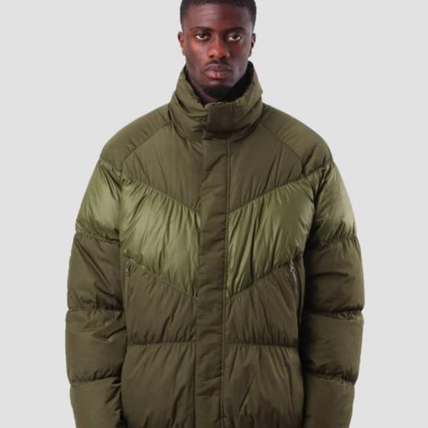 나이키 카키색 푸퍼  XL