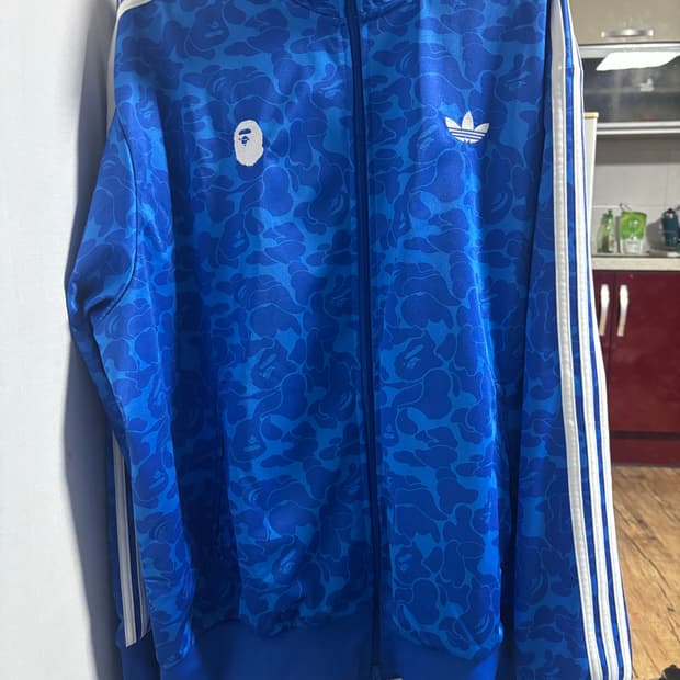 베이프 아디다스 트랙탑