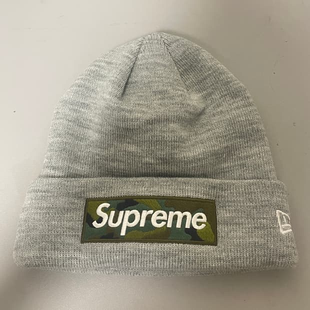 슈프림 뉴에라 박스로고 비니 헤더 그레이 - 23FW