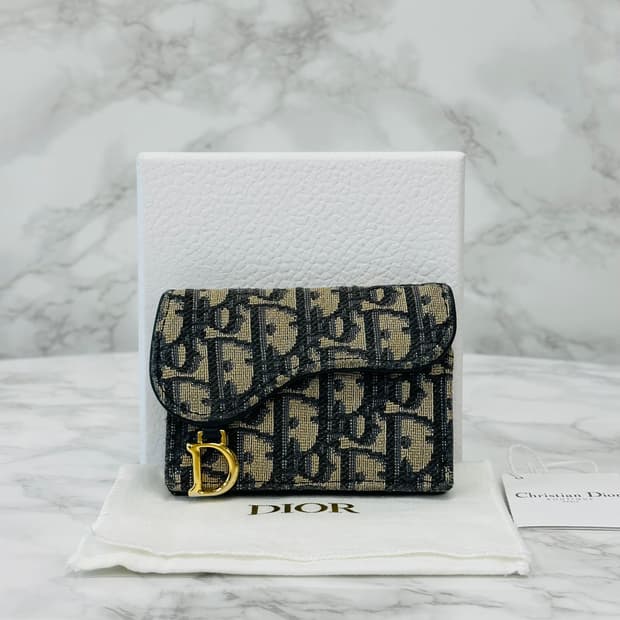 디올 새들 카드지갑 오블리크