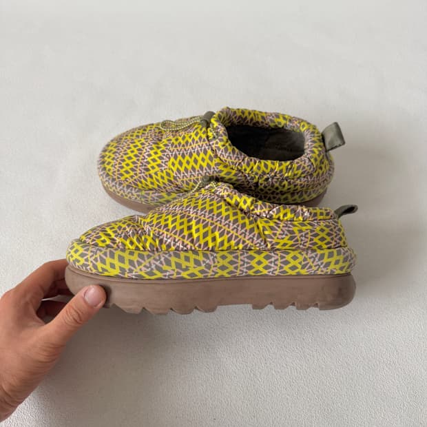 [240]어그(UGG) 다운 패딩 슈즈