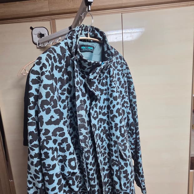 베이프맛 빈티지샵 레오파드 카모 자켓 OS