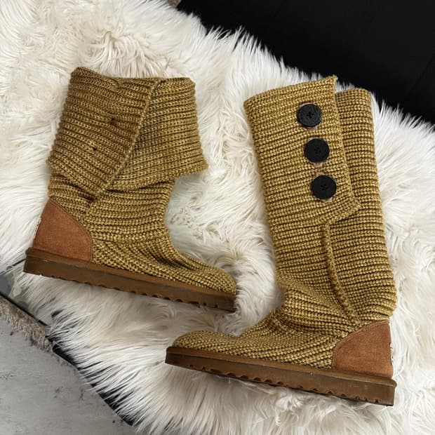어그 UGG 카디 니트 부츠 (230-235) 베이지 핑크