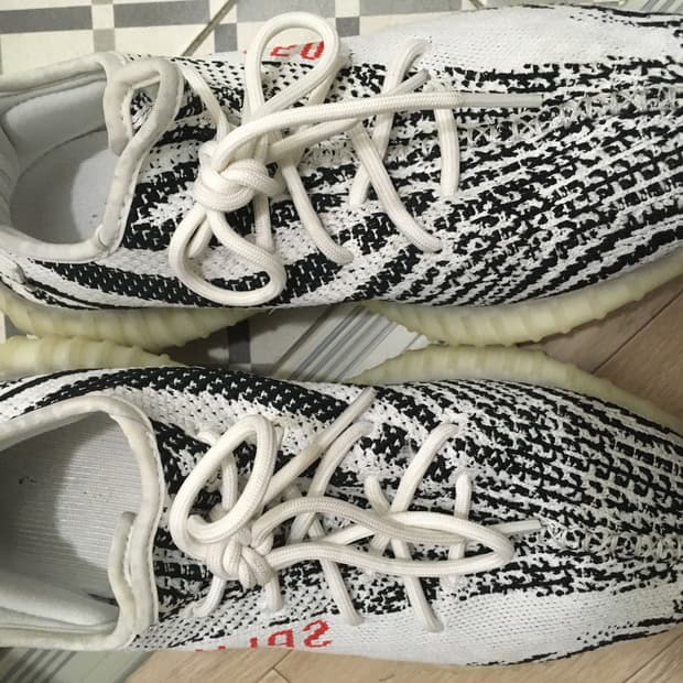 이지부스트 350 v2 지브라(270)