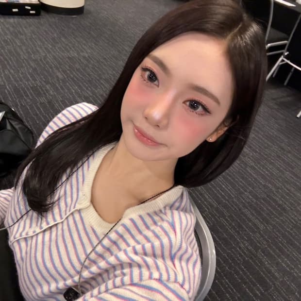 새상품) 론론 스트라이프 니트 가디건 닝닝 착용 론론 가디건