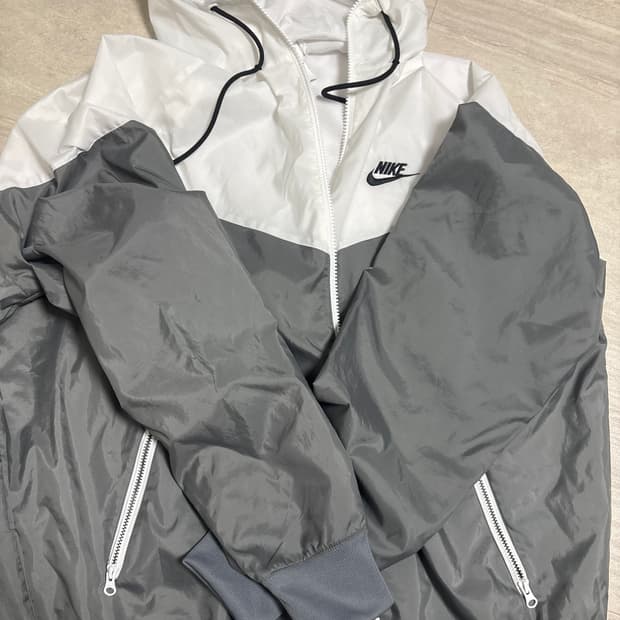 나이키 윈드러너 바람막이