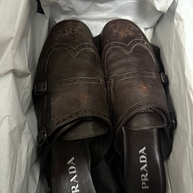 프라다 25ss 더블몽크 컬랩스 뮬 8.5