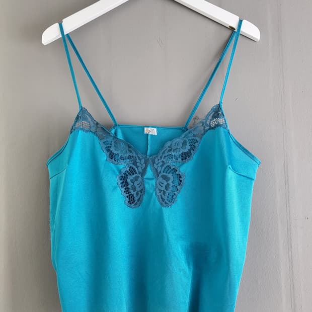 빈티지 더스티 블루 숏 슬립