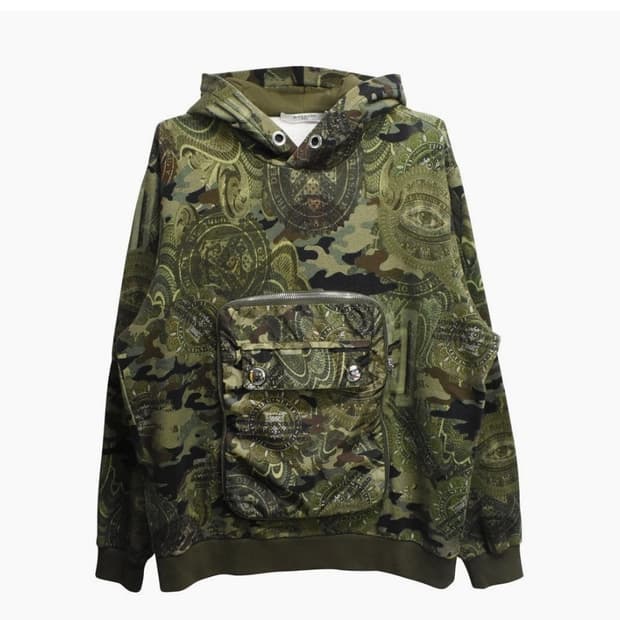 지방시 올리브 그린 플로럴 카무플라주  포켓 후드티 남성 105사이즈