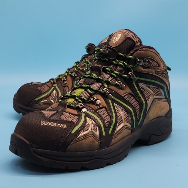 H 블랙야크 등산화 255