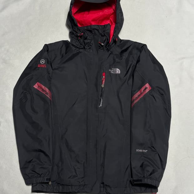 🫶🏻 노스페이스 써밋 고어텍스 레드 블랙 배색 바람막이 🫶🏻