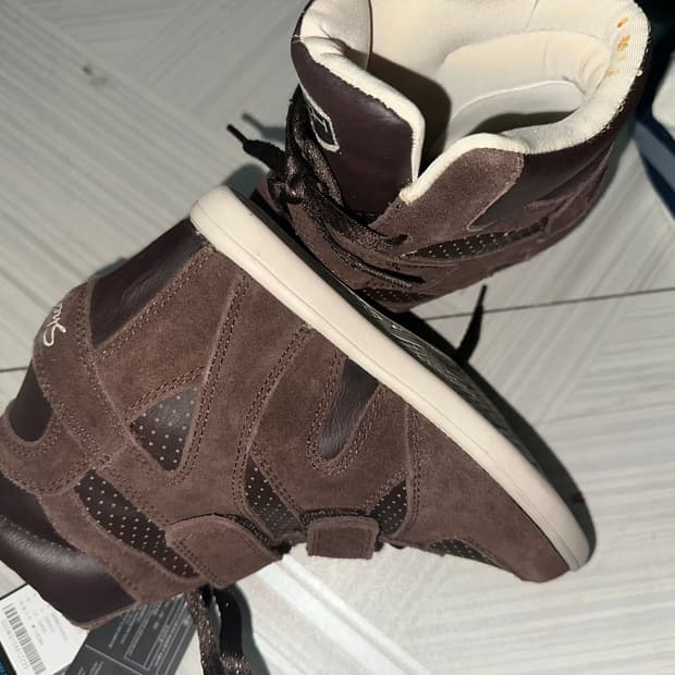 Skechers 웨지힐 브라운 스니커즈