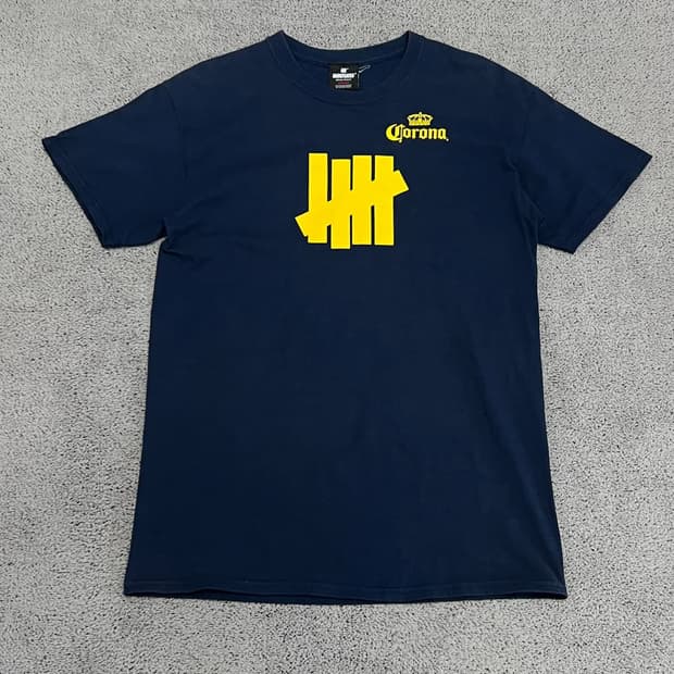 (M) 언디핏 17SS 후쿠오카 한정판 반팔 티