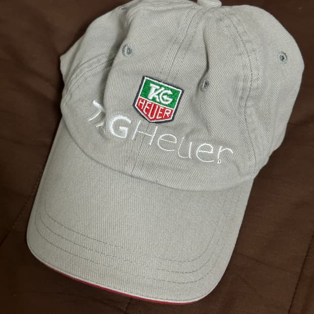 태그호이어 모자