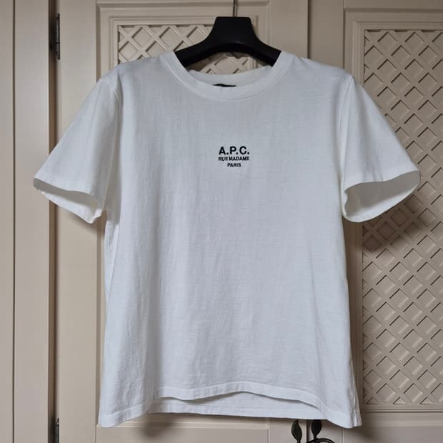 A.P.C. 아페쎄 루마담 반팔티셔츠