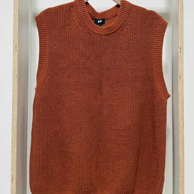 UNIQLO 유니클로 니트 조끼 베스트 슬리브리스