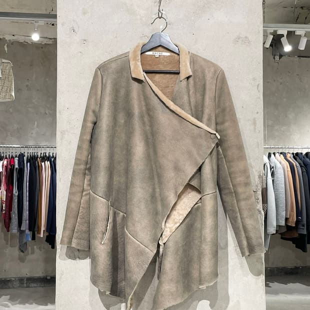 하쉬 라이트 브라운 시어링 쉽스킨 레더 자켓