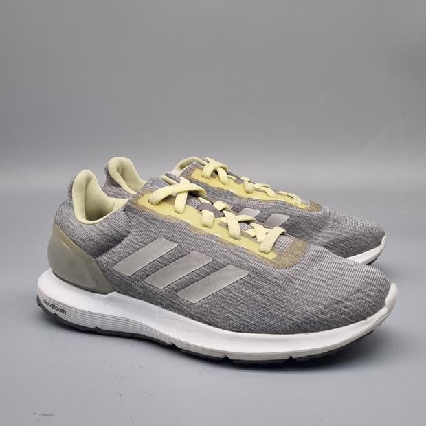 아디다스 코스믹 운동화 220