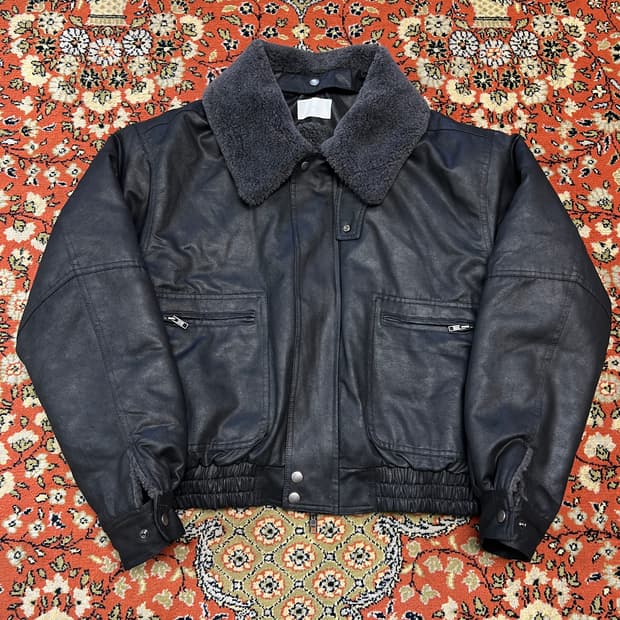 Gentle cover 크롭 무스탕 자켓 블랙 L