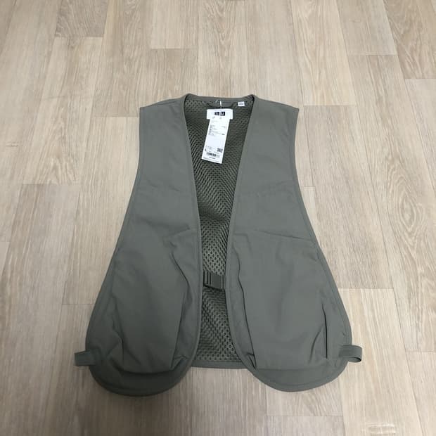 (L) 새상품 유니클로 U 르메르 유틸리티 베스트 그레이
