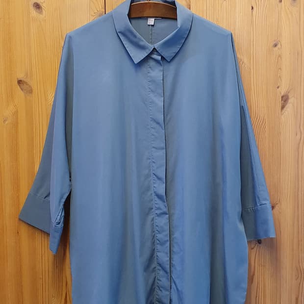 77.COS 오버사이즈 셔츠