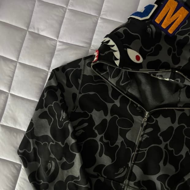 (bape)베이프 디태처블 샤크후드 XL