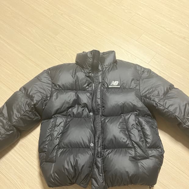 뉴발란스 액티브 숏 하이퍼 구스다운